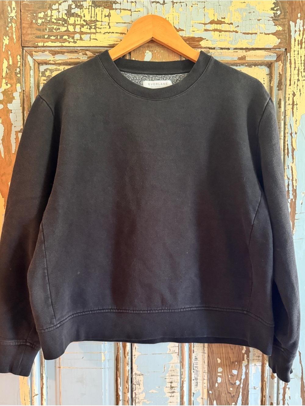 Everlane Men’s Black Crewneck Sweatshirt - Fits like a Men’s Small